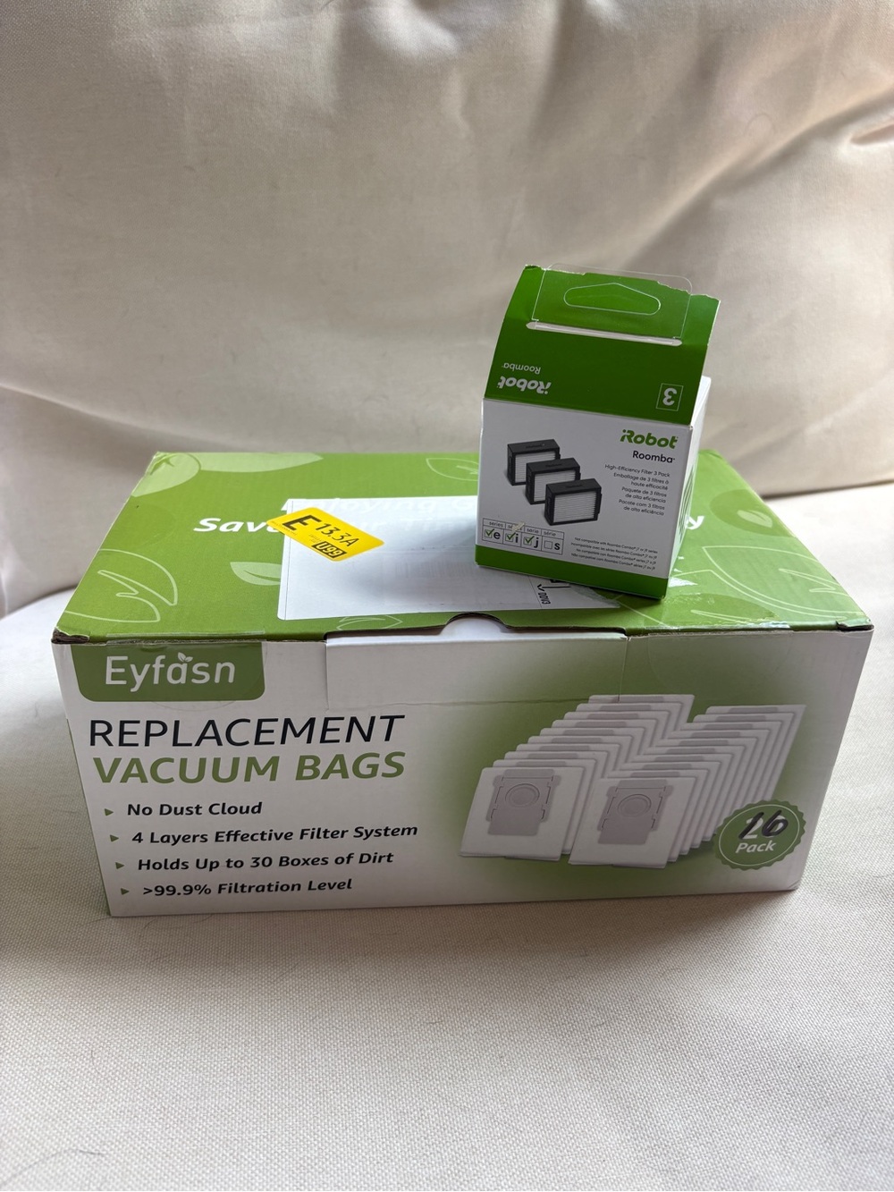 iRobot Roomba vacuum bags and filter- NEW